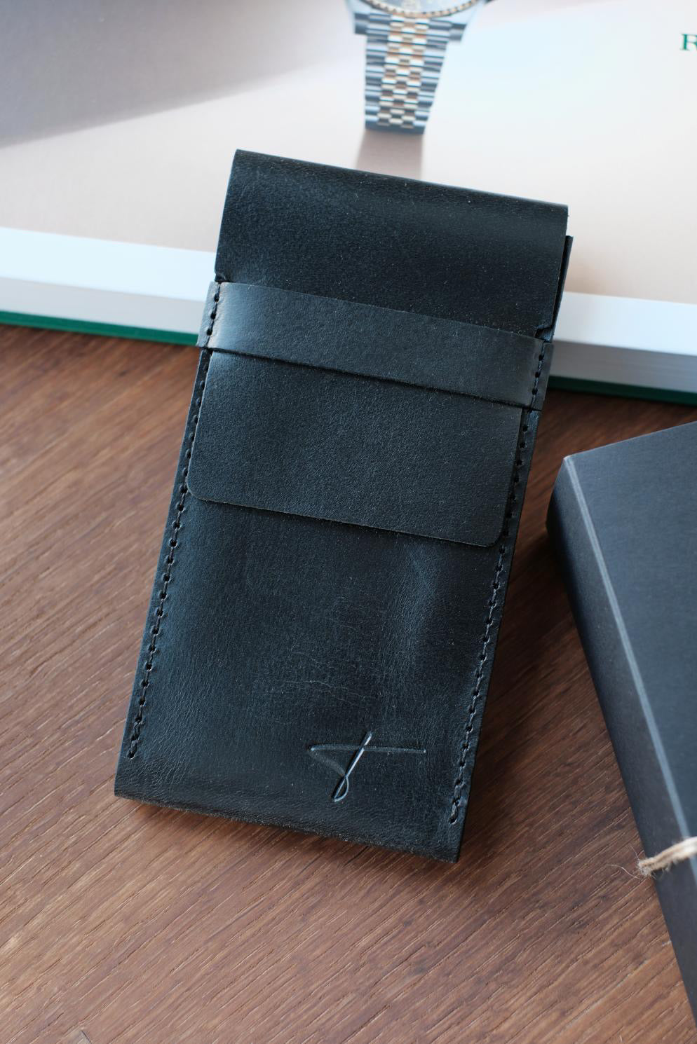 Premium Leather Watch Pouch-black leather