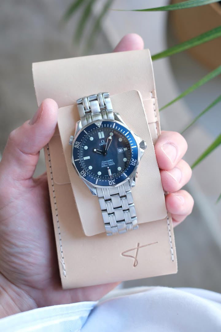 Premium Swedish Leather Watch Pouch- Natural leather